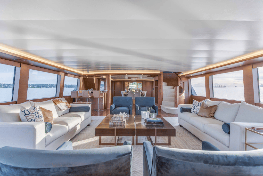 Three days up the coast on a 112-foot yacht — photo 2