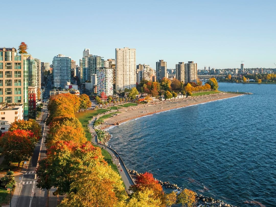 Vancouver English Bay City Tour · 2-Star Select Class, Xport Marina