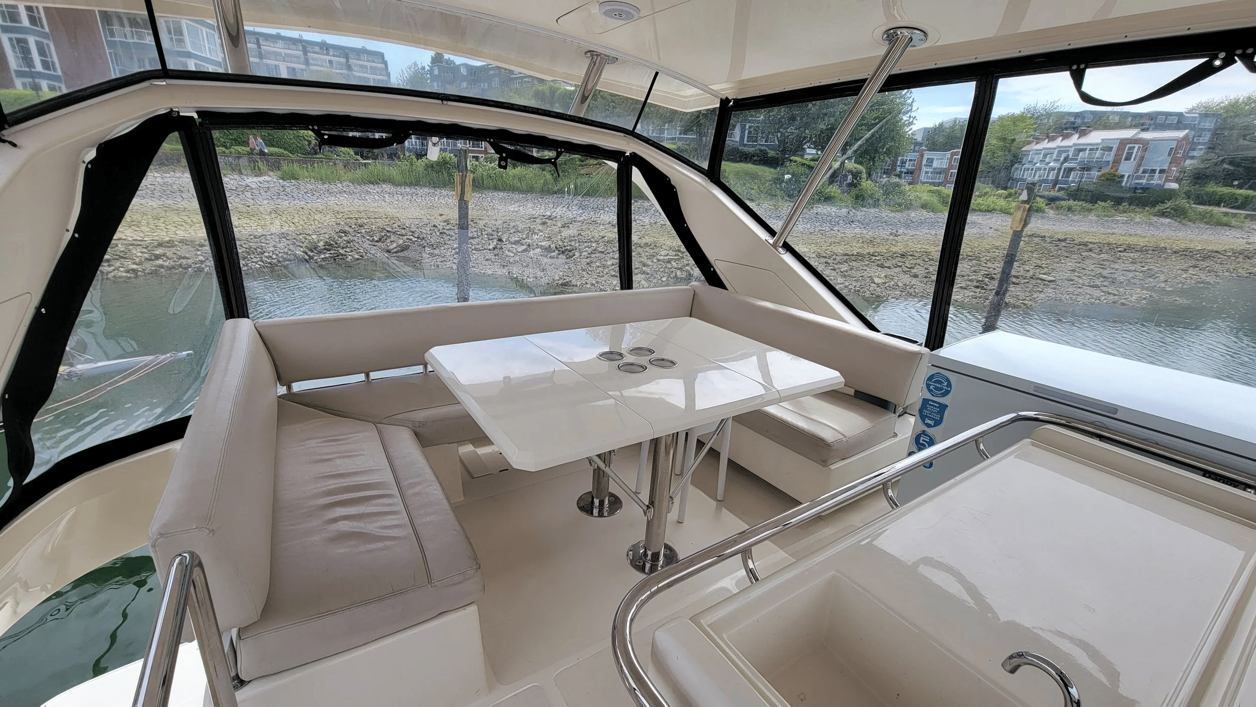 A party-sized catamaran from Granville Island — photo 12
