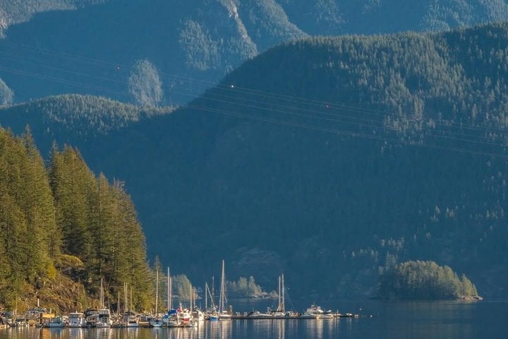 Vancouver Granite Falls Cruise · 3-Star Comfort Class — photo 6