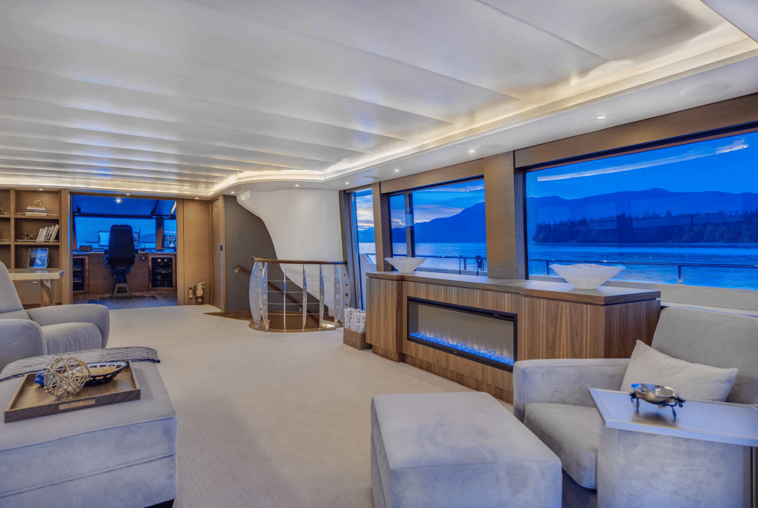 Three days up the coast on a 112-foot yacht — photo 9
