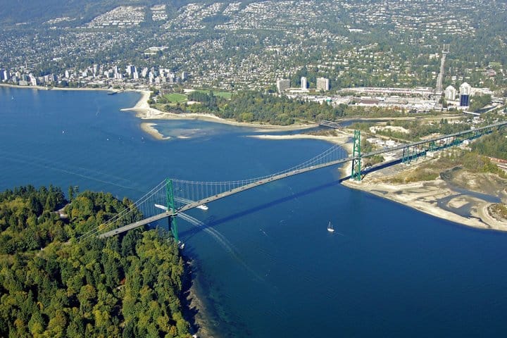 Vancouver Canada Place City Boat Tour · 3-Star Comfort Class — photo 9