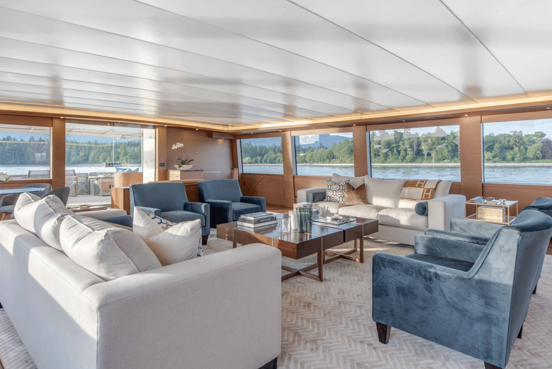 Three days up the coast on a 112-foot yacht — photo 5