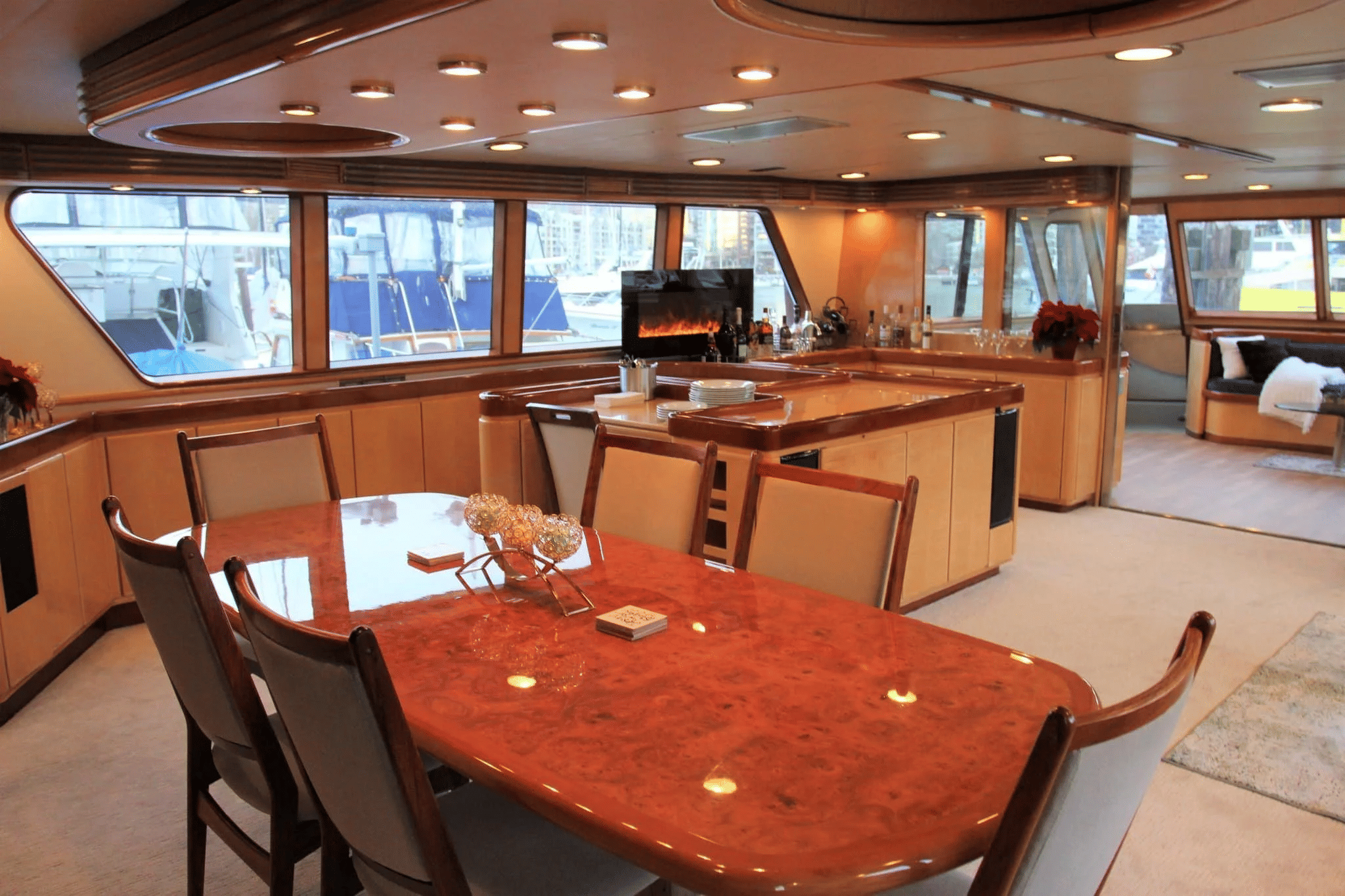 A big-deck party for up to fifty — photo 7
