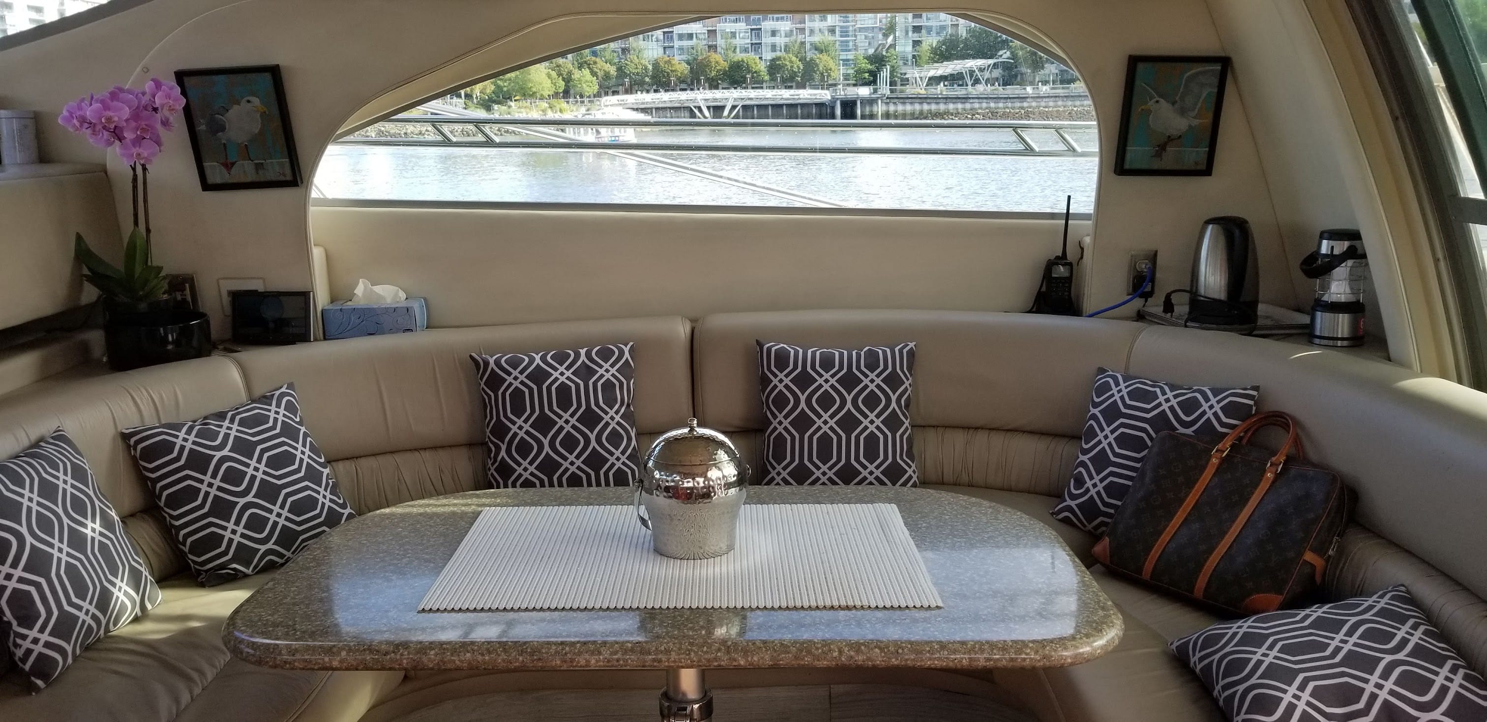 West Vancouver Prawn & Crab Experience · 3-Star Comfort Class — photo 13