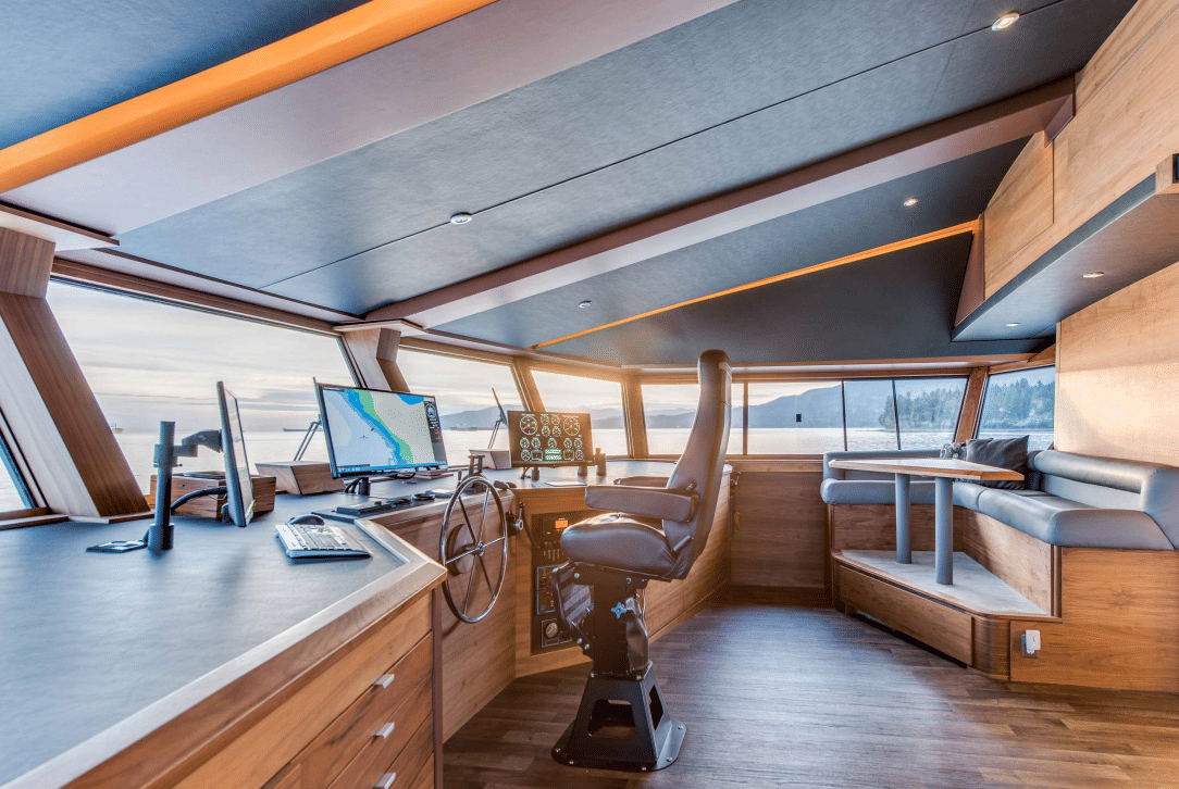 Three days up the coast on a 112-foot yacht — photo 13